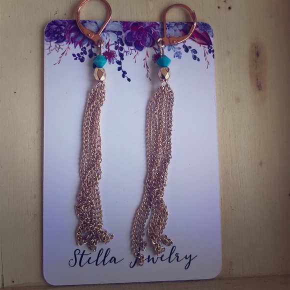 Jewelry - Trendy rose gold chain earrings Crystal.